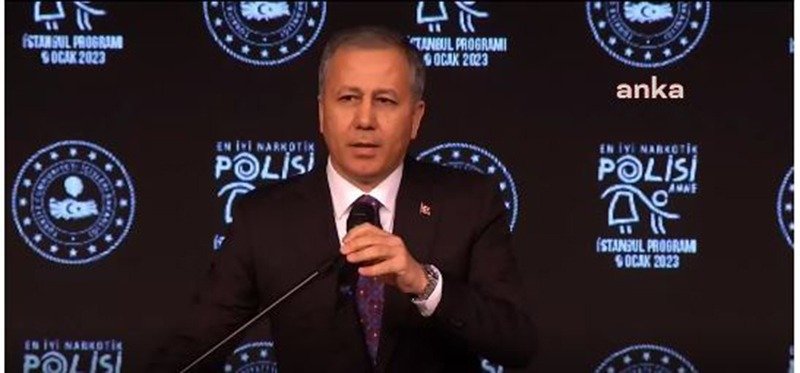 İstanbul Valisi Ali Yerlikaya, "En İyi Narkotik Polisi Anne" programında,