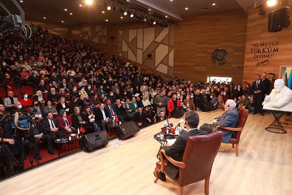 Prof. Dr. İlber Ortaylı, Etimesgut Belediyesi tarafından Atatürk’ün Ankara’ya gelişinin