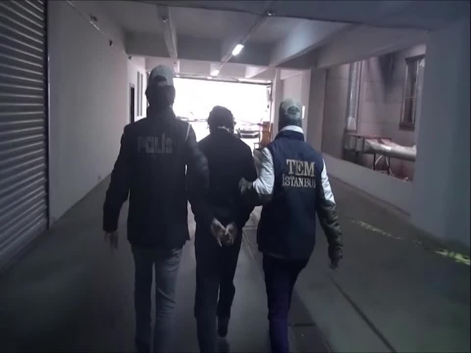 İstanbul Emniyet Müdürlüğü: Reina Saldırısına Benzer Bir Eylem Tasarlayan IŞİD’li 2 Şüpheli Yakalandı İstanbul Emniyet Müdürlüğü, Tacikistan ve Özbekistan uyruklu iki IŞİD mensubunun,