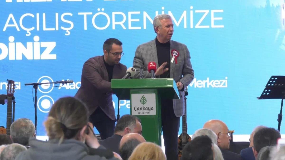 Ankara Büyükşehir Belediye Başkanı Mansur Yavaş, Çankaya Belediyesi'nin toplu açılış