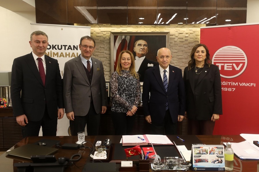 Yenimahalle Belediyesi ve Yenimahalle sakinlerinin üniversite öğrencilerine karşılıksız burs desteği