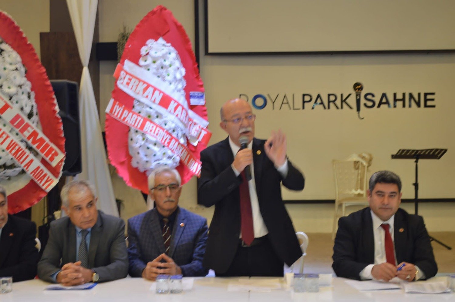 Osmaniye'de İYİ Parti kongresine katılan Adana Milletvekili İsmail Koncuk, "Bugün çiftçilerimiz