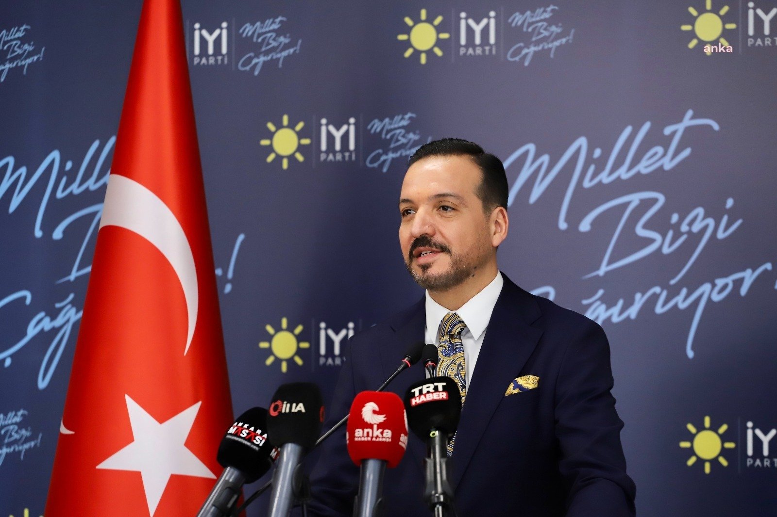 İYİ Parti Sözcüsü Kürşad Zorlu, AKP ve MHP tarafından hazırlanan