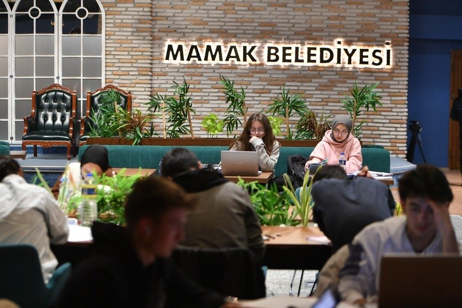 “Önce eğitim” diyerek bilim ve ilim çalışmalarına hız kesmeden devam