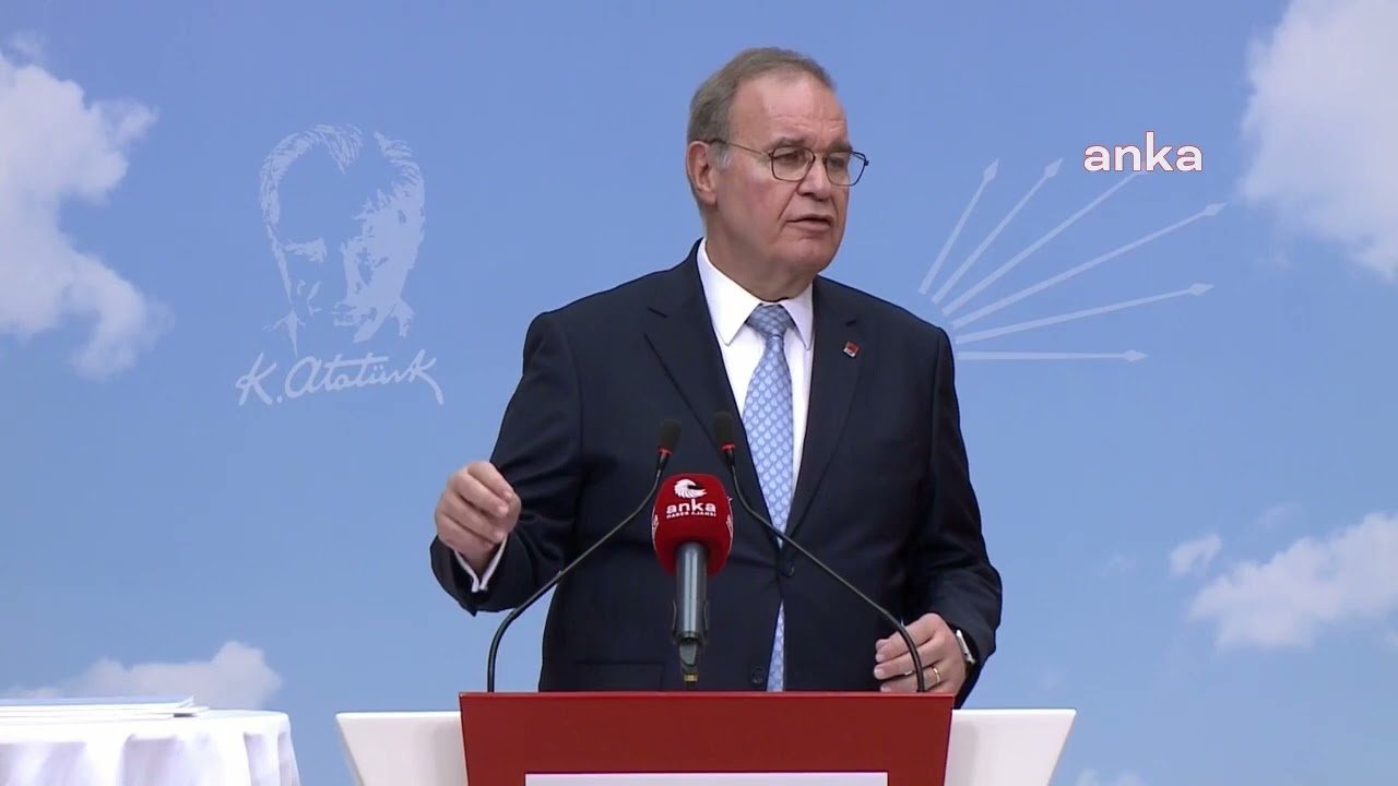 CHP Sözcüsü Faik Öztrak, Cumhurbaşkanı Recep Tayyip Erdoğan’ın seçim tarihinin