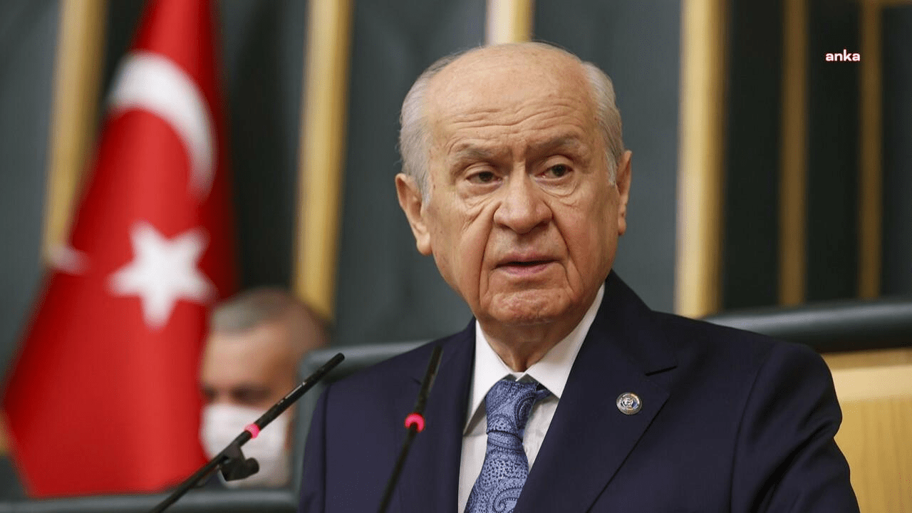 Devlet Bahçeli, Kendi Adını Taşıyan Vakfın, Depremden Etkilenen İllerde Birer Çocuğun Tüm Masraflarını Üstleneceğini Açıkladı MHP Genel Başkanı Devlet Bahçeli, “Kurucusu olduğum Devlet Bahçeli Vakfı