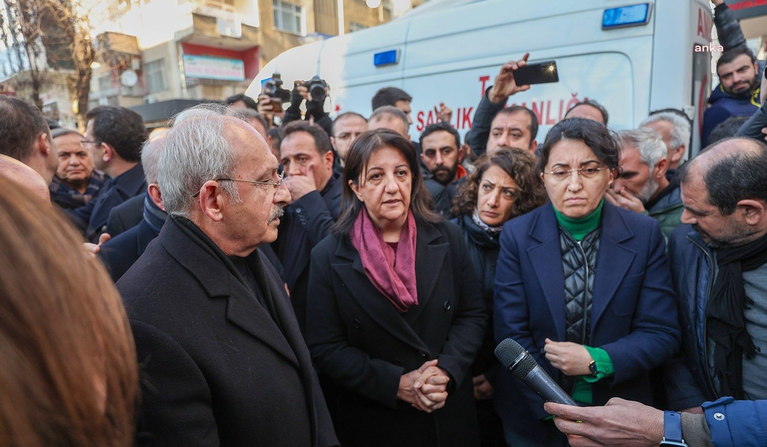 CHP Genel Başkanı Kemal Kılıçdaroğlu, Kahramanmaraş merkezli iki büyük depremin