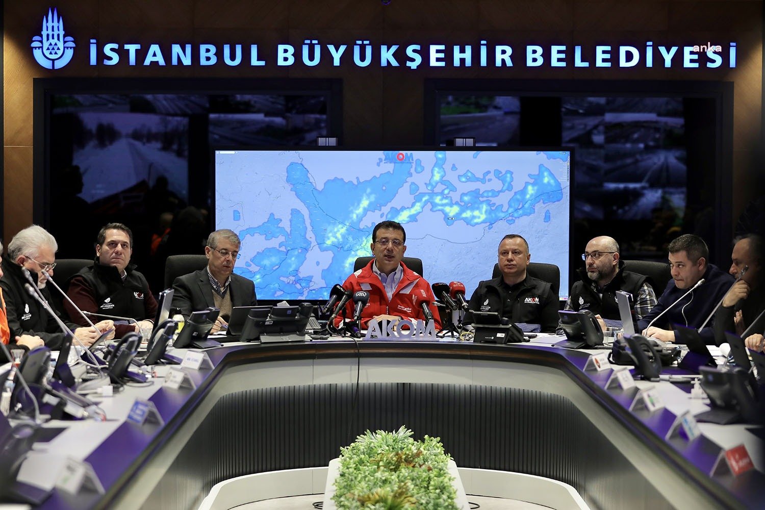 İstanbul Büyükşehir Belediye (İBB) Başkanı Ekrem İmamoğlu, İstanbul'da beklenen fırtına