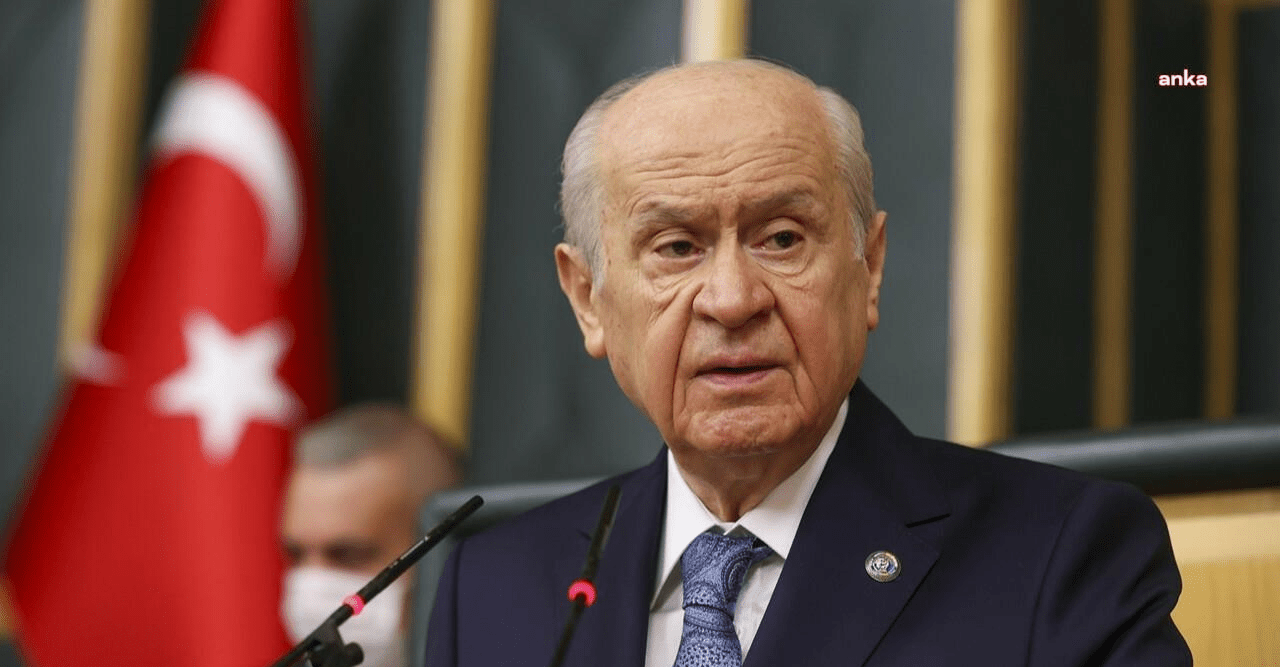 MHP Genel Başkanı Devlet Bahçeli, Fenerbahçe-Konyaspor maçında Fenerbahçe taraftarlarının hükümeti