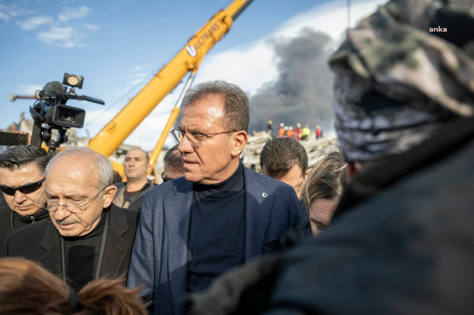 Vahap Seçer: “Açıklanan Rakamlar da Göreceksiniz Birkaç Gün Sonra Çok Çok Anlamsız Kalacak” Mersin Büyükşehir Belediye Başkanı Vahap Seçer, CHP Lideri Kemal Kılıçdaroğlu