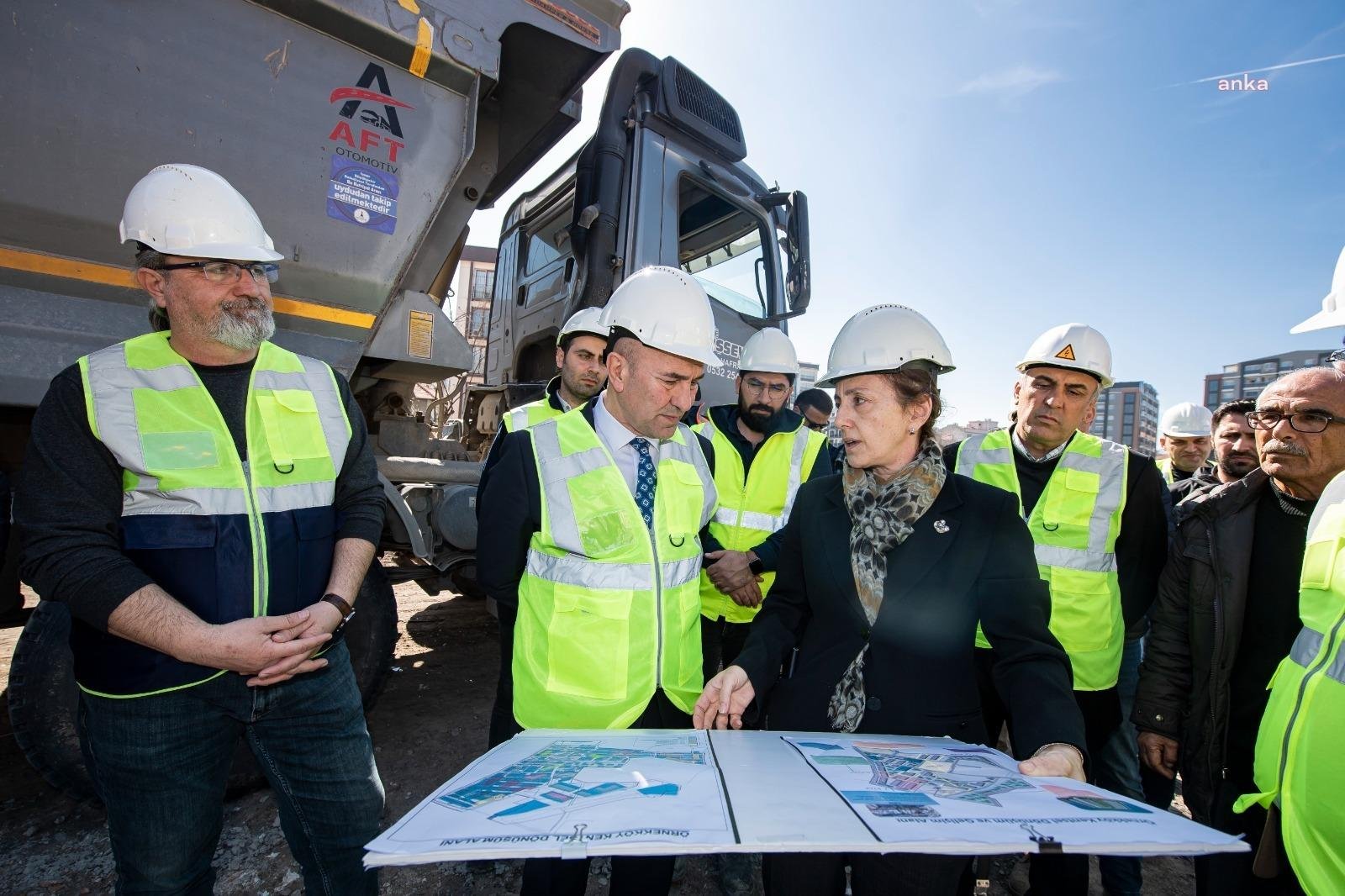 İzmir Büyükşehir Belediye Başkanı Tunç Soyer, İzmir’i depreme dirençli kent