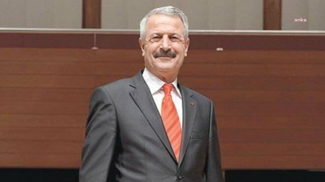 Karabağlar Belediyesi’nin İlk Başkanı CHP’li Sıtkı Kürüm Hayatını Kaybetti İzmir Karabağlar Belediyesi'nin ilk başkanı CHP’li Sıtkı Kürüm 70 yaşında hayatını