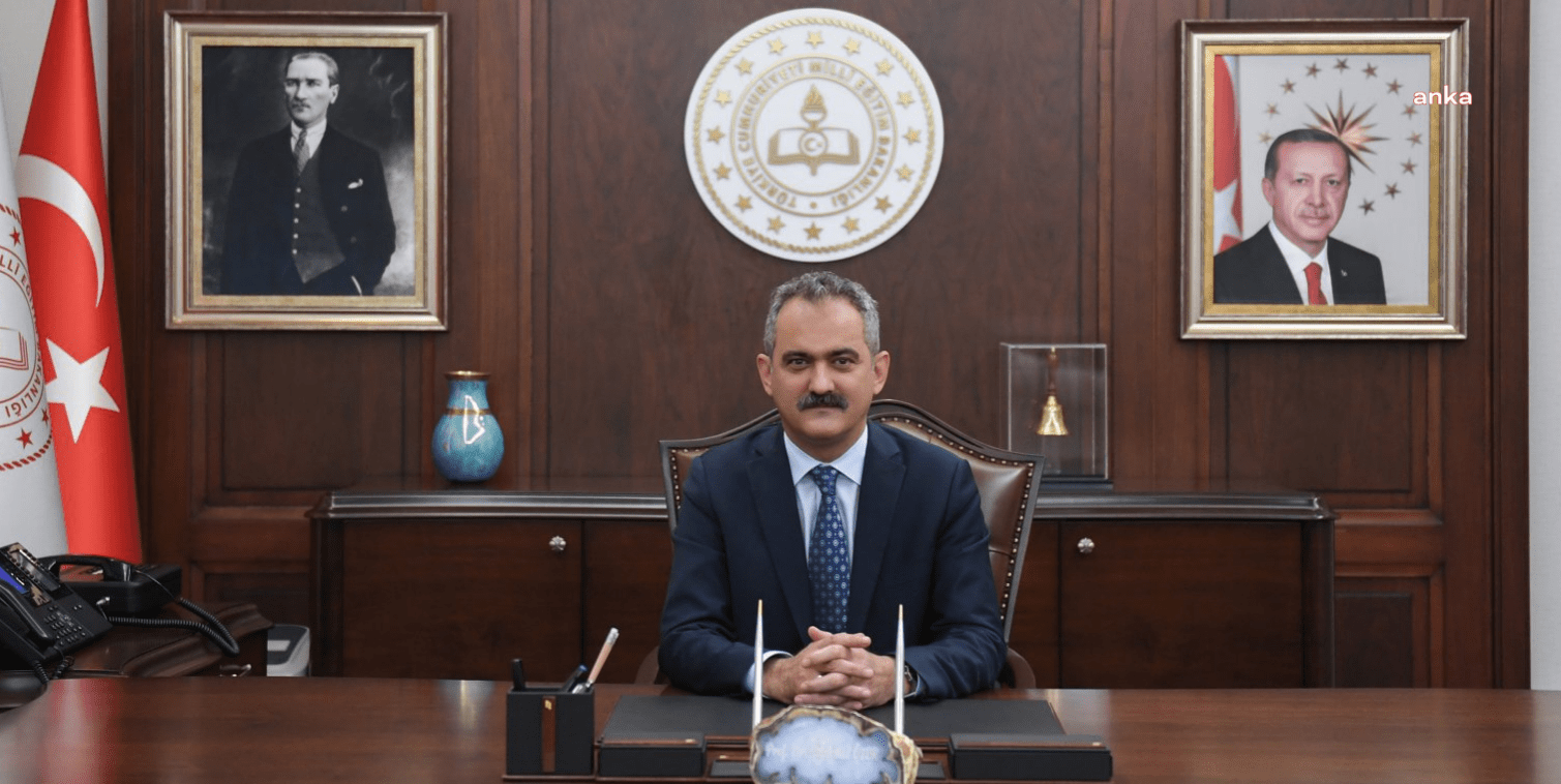 Milli Eğitim Bakanı Mahmut Özer, “Yaşadığımız deprem felaketi nedeniyle eğitim