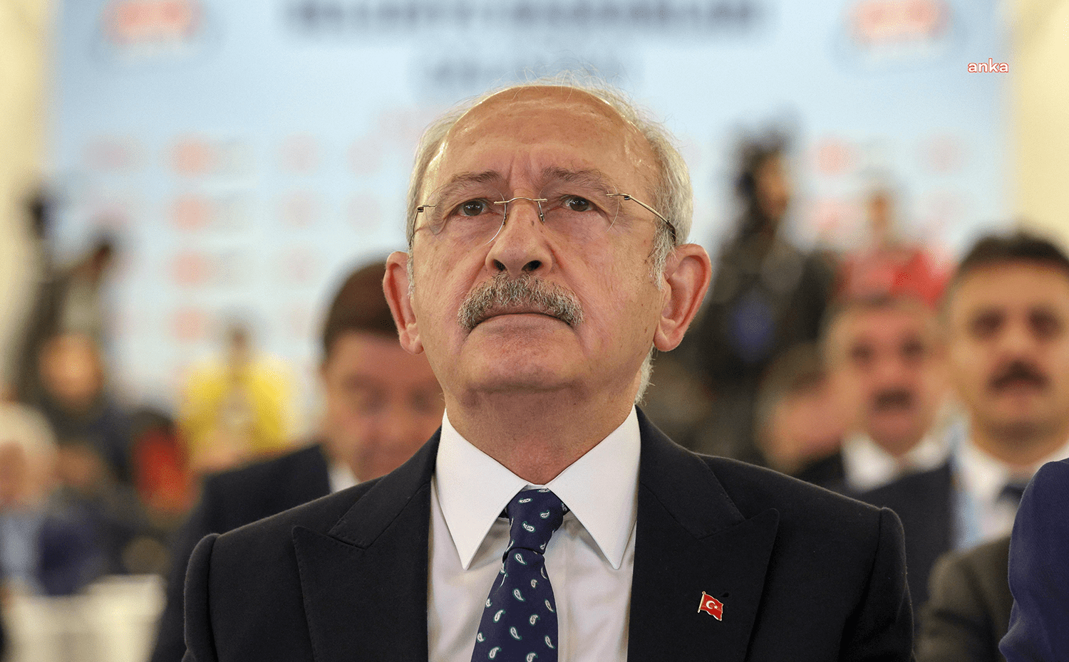 Kılıçdaroğlu: Üniversiteleri Açın, Bölgeden Gelip Barınma Sorunu Olan Herkesi Yerleştirmeye Talibiz CHP Genel Başkanı Kemal Kılıçdaroğlu, deprem nedeniyle öğretime ara verilen