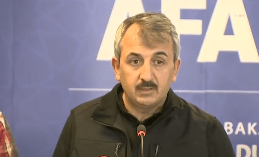 AFAD Başkanı Yunus Sezer: “Ulaşılamayan Bir Bölgemiz Yok” Afet ve Acil Durum Yönetimi (AFAD) Başkanı Yunus Sezer, deprem
