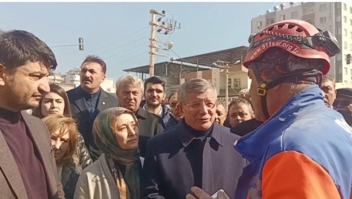 Gelecek Partisi Genel Başkanı Ahmet Davutoğlu’nun, Osmaniye deprem bölgesine dinlediği