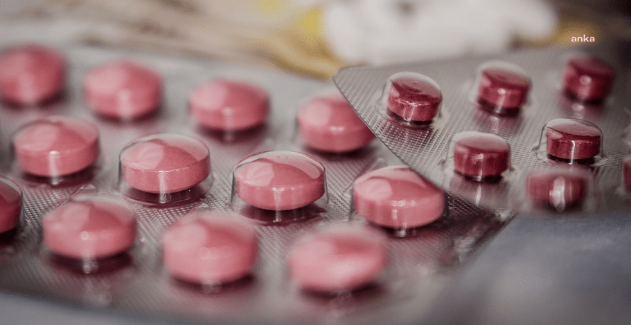 Hastaların, muayene olduğu doktorunun tedavi için yazdığı, ancak eczanelerde ilaçlarını