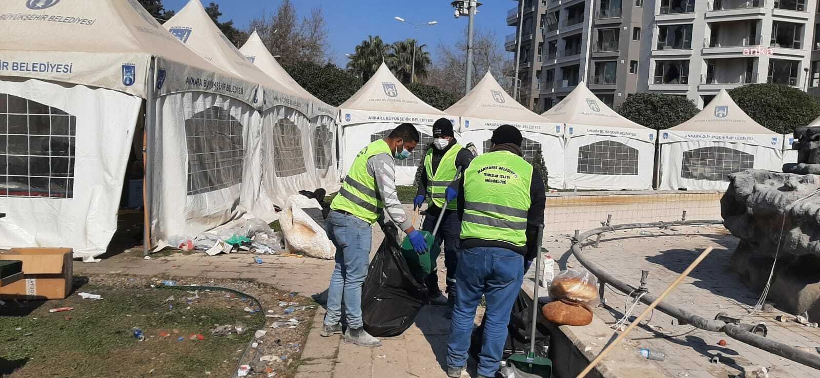 Marmaris Belediyesi Temizlik İşleri Müdürlüğü’nden 5 kişilik bir ekip, deprem