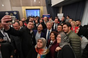 mansur-yavas-3-uluslararasi-gayrimenkul-gelistirme-ve-yonetimi-konferansina-katildi