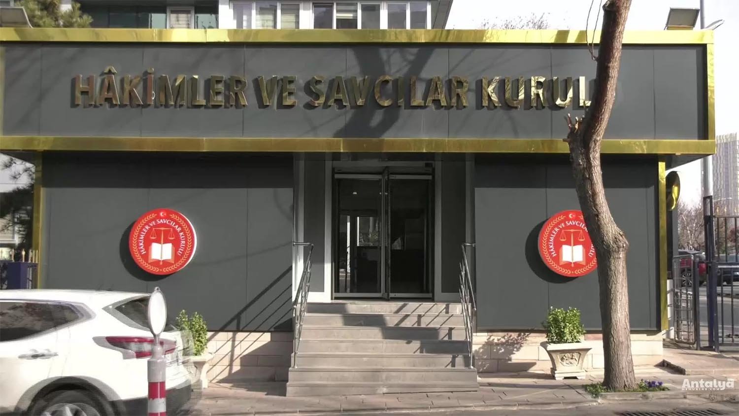 Hakimler ve Savcılar Kurulu (HSK), Kahramanmaraş Pazarcık merkezli 7,7 büyüklüğündeki