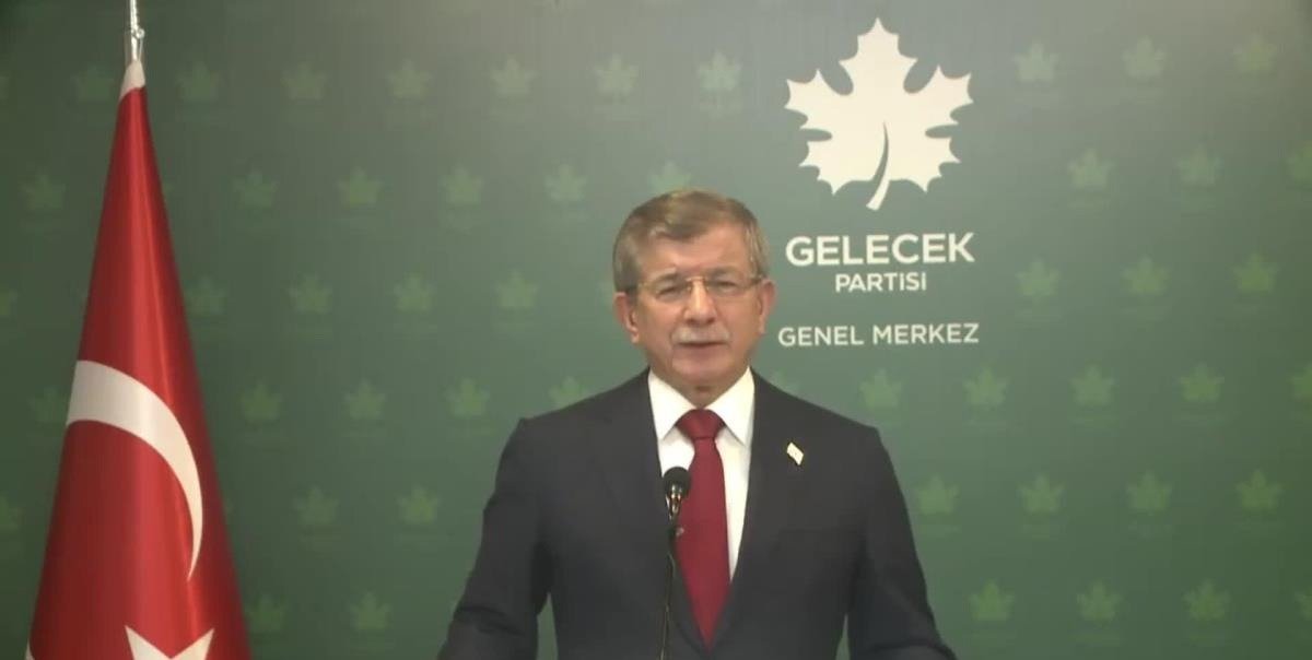 Gelecek Partisi Genel Başkanı Ahmet Davutoğlu, Kahramanmaraş'ın Pazarcık ilçesinde meydana