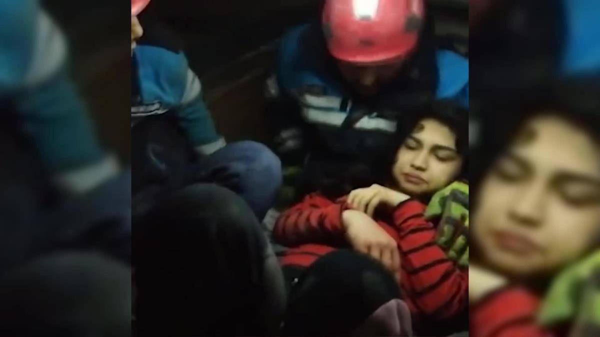 Mansur Yavaş: “Kahramanmaraş’ta Şu Ana Kadar 20 Canımızı Kurtardık” Ankara Büyükşehir Belediye (ABB) Başkanı Mansur Yavaş, dün meydana gelen