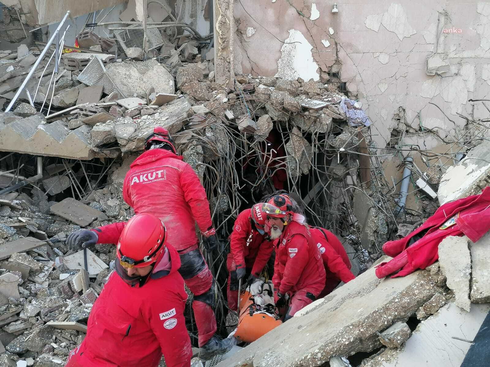 Arama Kurtarma Derneği (AKUT) Başkanı Zeynep Yosun Akverdi, Kahramanmaraş merkezli