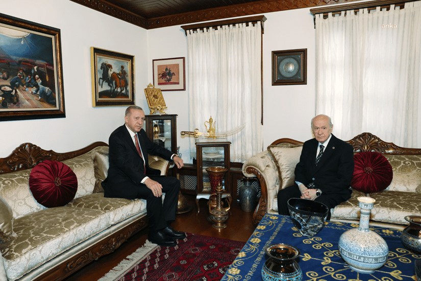 Cumhurbaşkanı Recep Tayyip Erdoğan, MHP Genel Başkanı Devlet Bahçeli’yi evinde