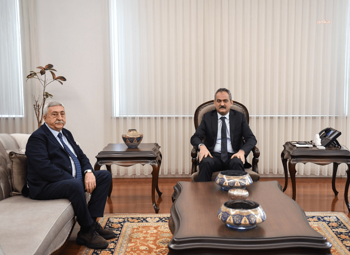 Milli Eğitim Bakanı Mahmut Özer, Türkiye Esnaf ve Sanatkârları Konfederasyonu
