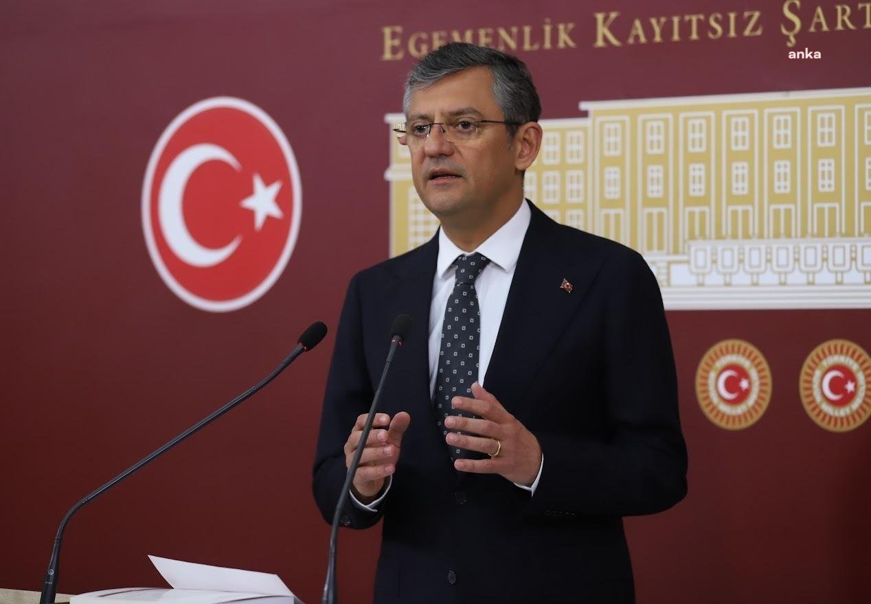 CHP Grup Başkanvekili Özgür Özel, CHP milletvekili Ali Mahir Başarır
