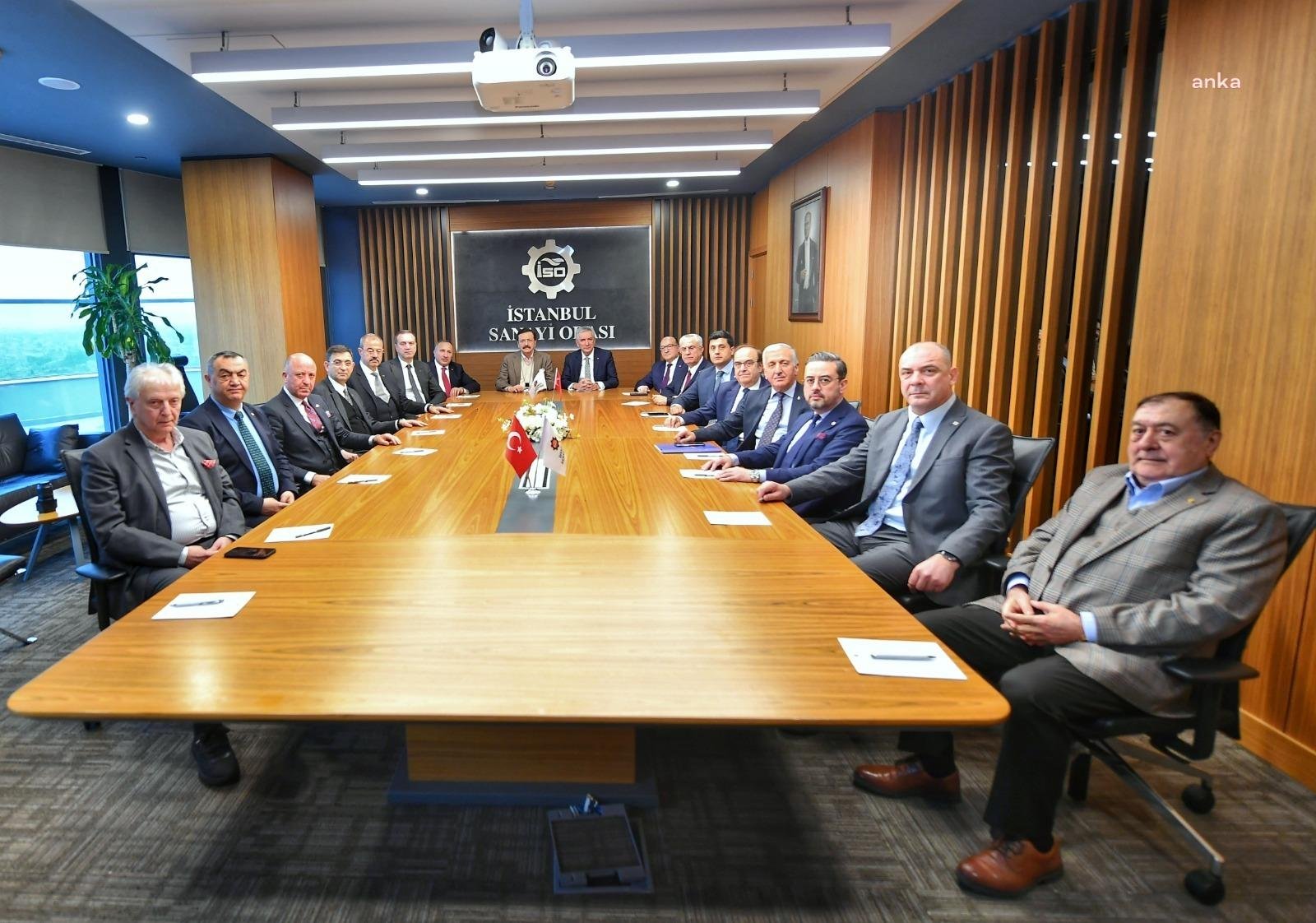 Türkiye Odalar ve Borsalar Birliği (TOBB) bünyesindeki 12 sanayi odası,
