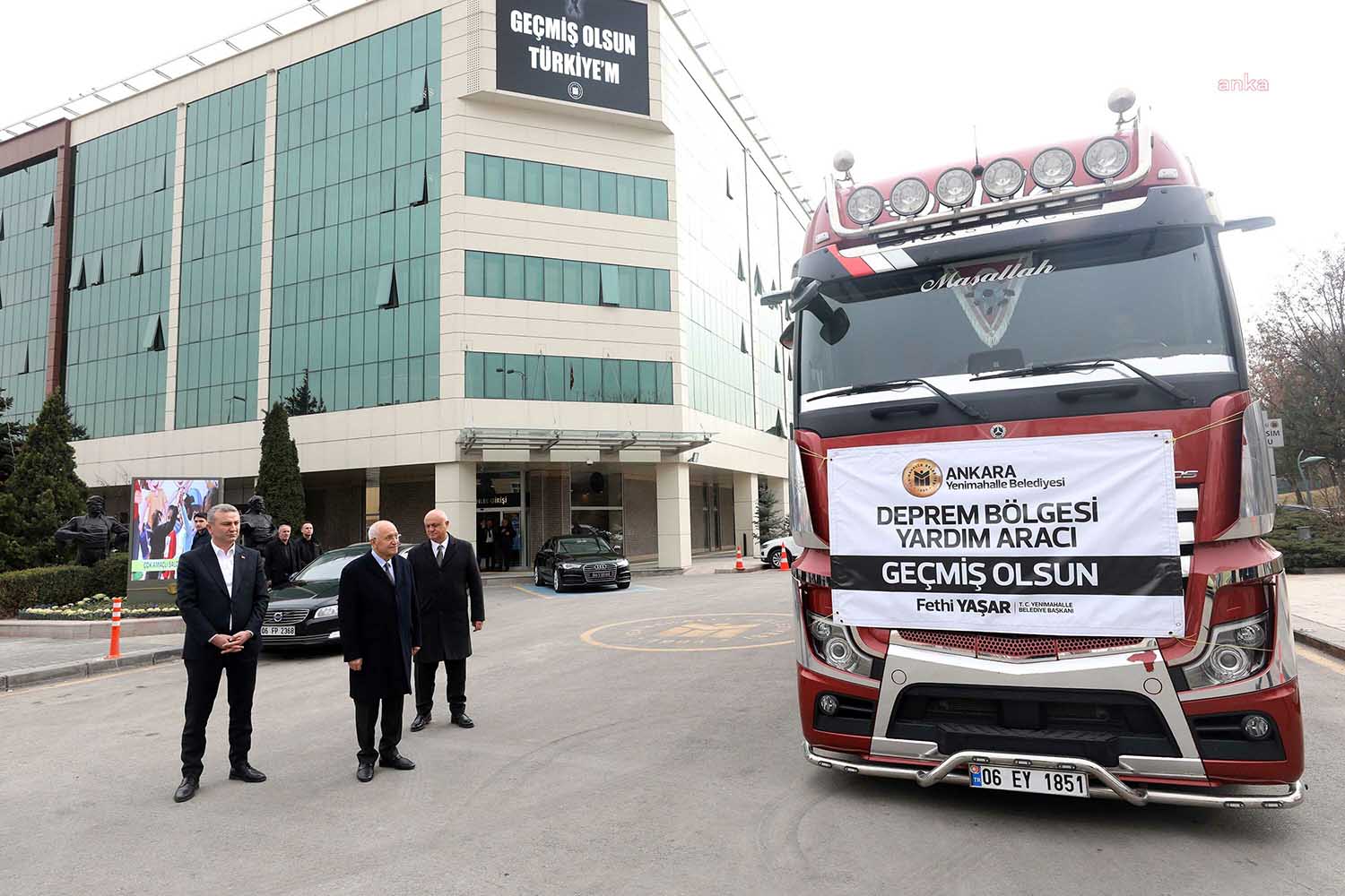 Yenimahalle Belediyesi, deprem bölgelerine yardım elini uzatmaya devam ediyor. Bu