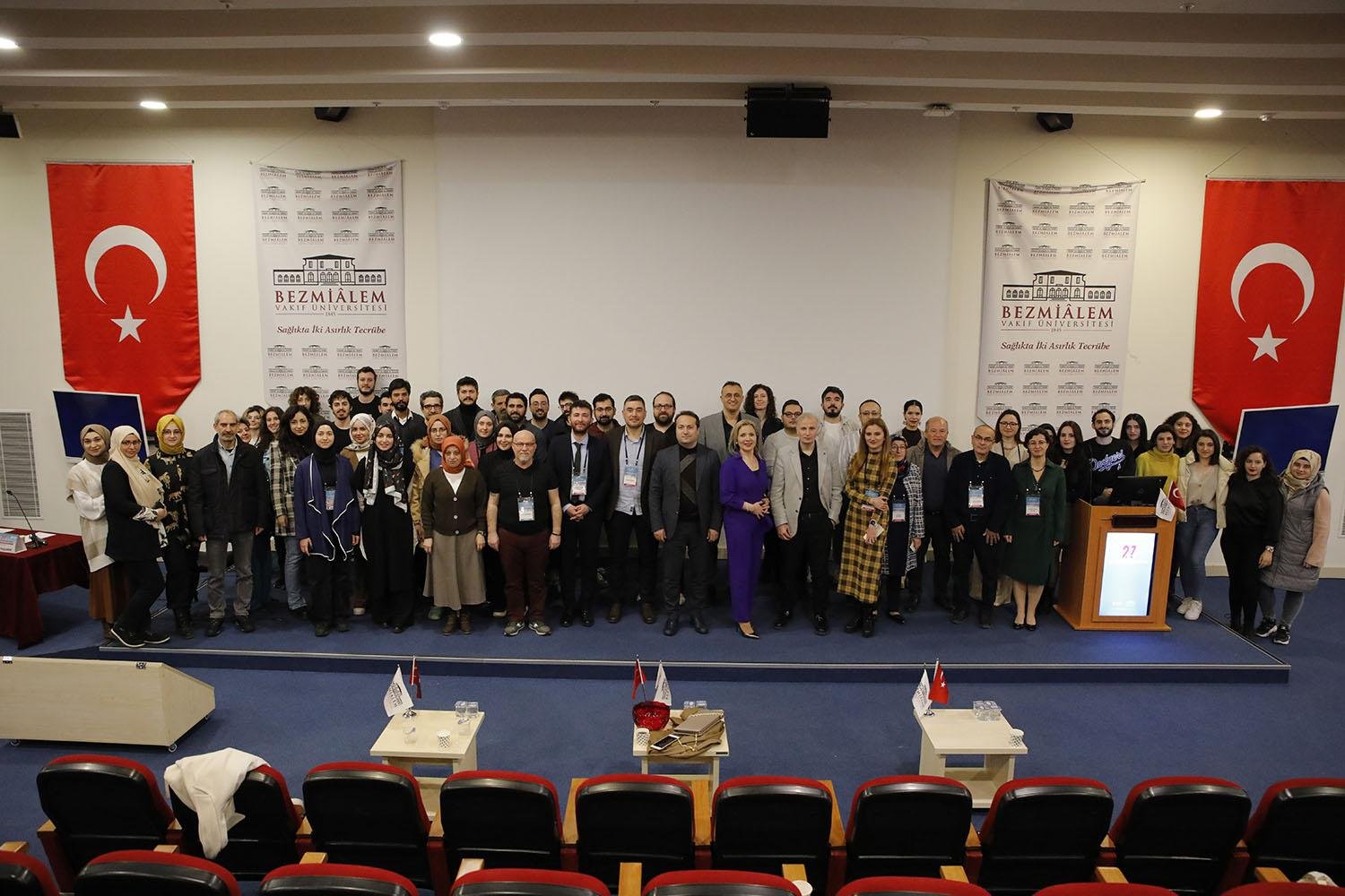 Bezmiâlem Vakıf Üniversitesi ile ATUDER’in iş birliğiyle düzenlenen “27’nci Acil