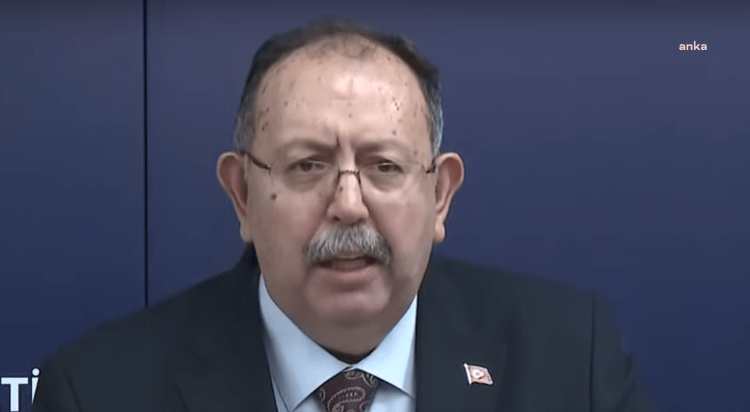 Seçmenler tarafından cumhurbaşkanı adayı olarak gösterilecek isimler için imza verme