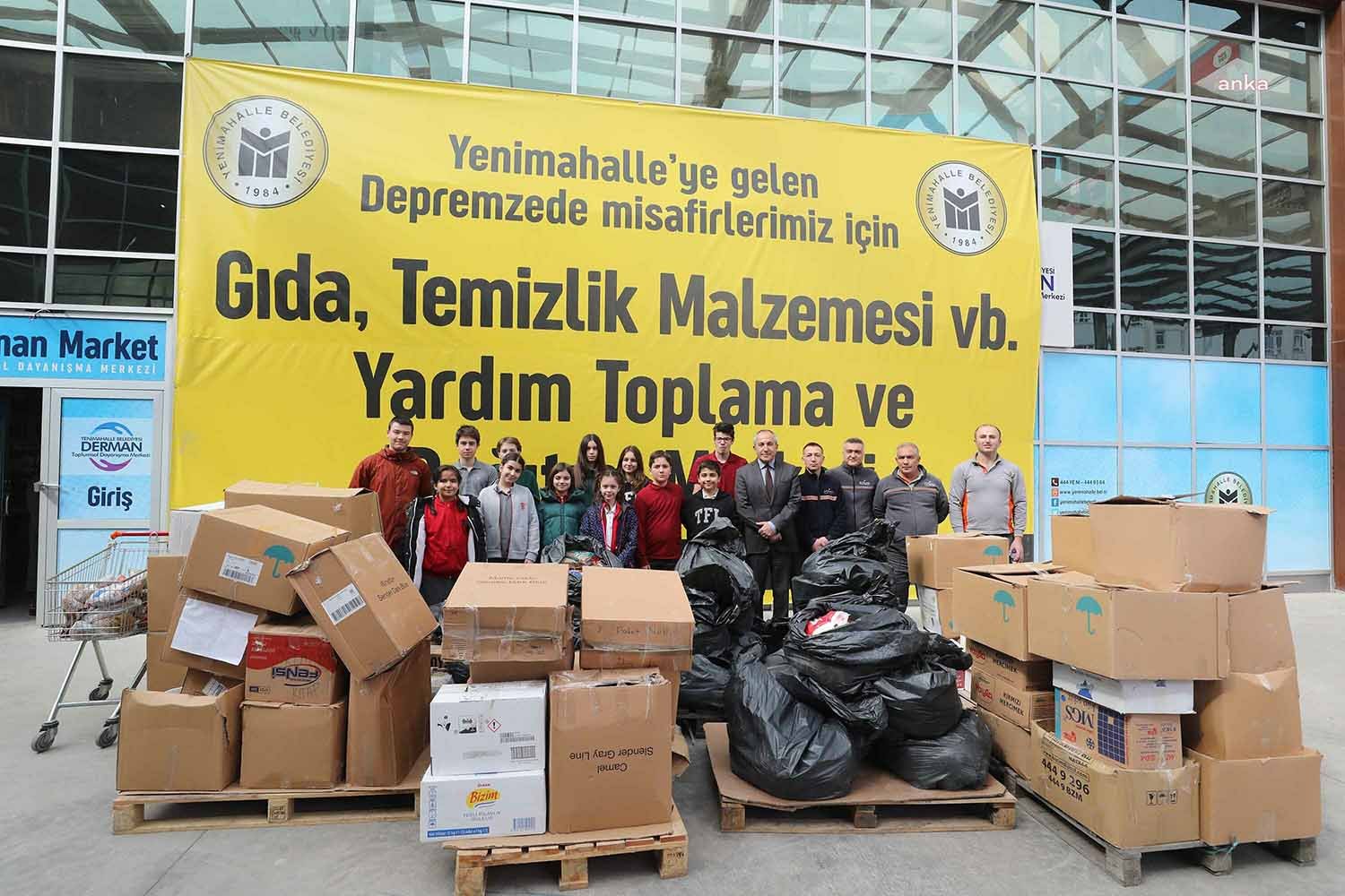 Yenimahalle Belediyesi’nin çağrısıyla, Ankara genelinde 27 okulun depremzedeler için topladığı