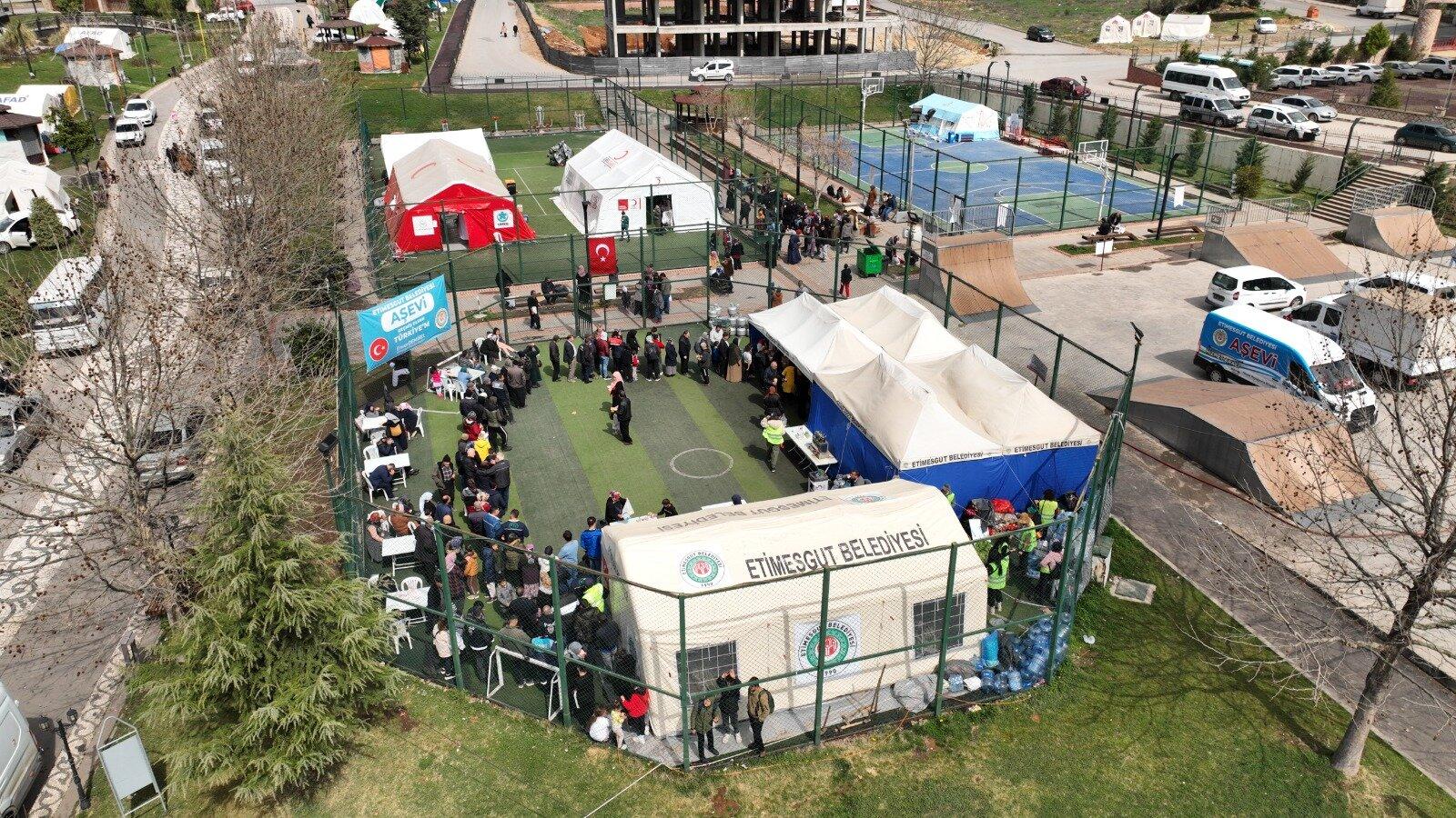 Etimesgut Belediyesi, 11 ili etkileyen asrın felaketinin yaralarını sarmak için