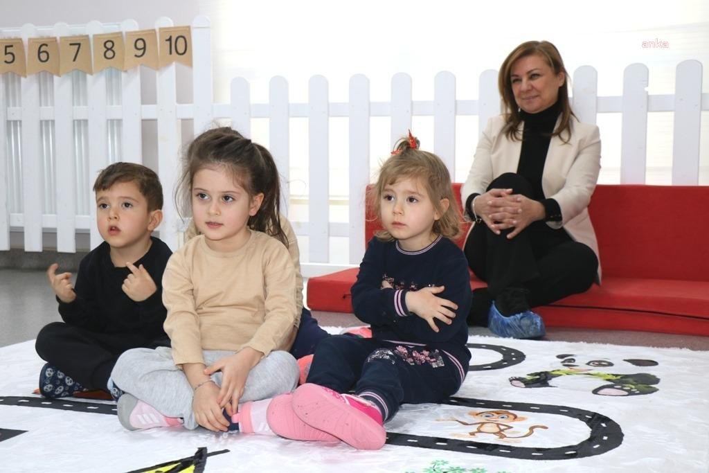 Safranbolu Belediyesi’nin Nazmiye Yeşilyurt Gündüz Çocuk Bakımevi’nde depremzede ailelerin çocukları