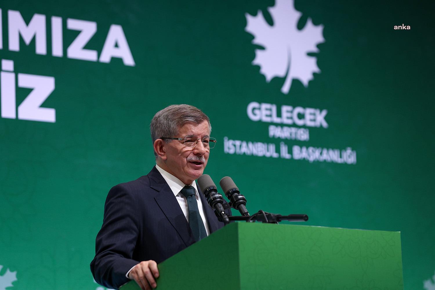 Gelecek Partisi Genel Başkanı Ahmet Davutoğlu, partisinin İstanbul’da düzenlediği iftar