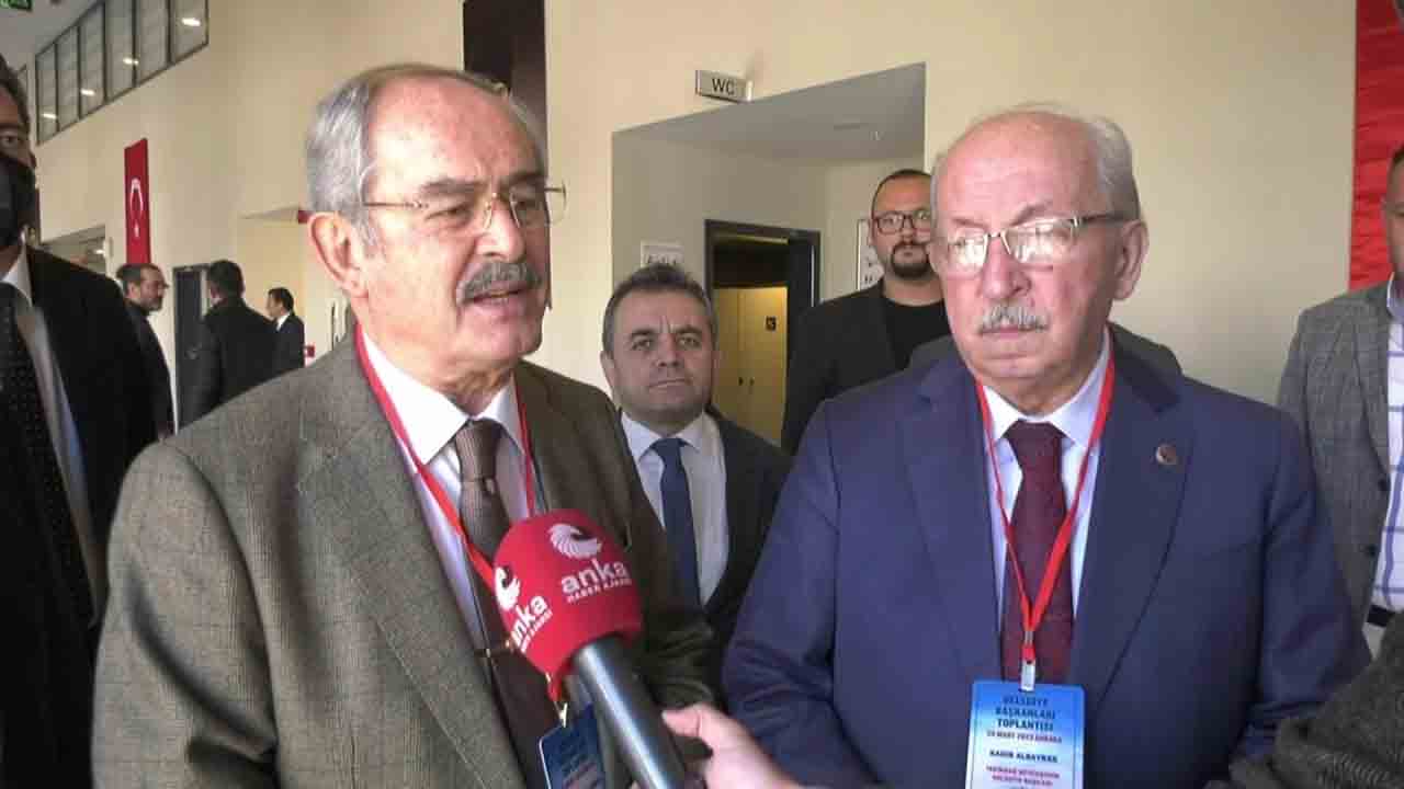 Türkiye'nin dört bir yanından gelen CHP'li büyükşehir, il ve ilçe