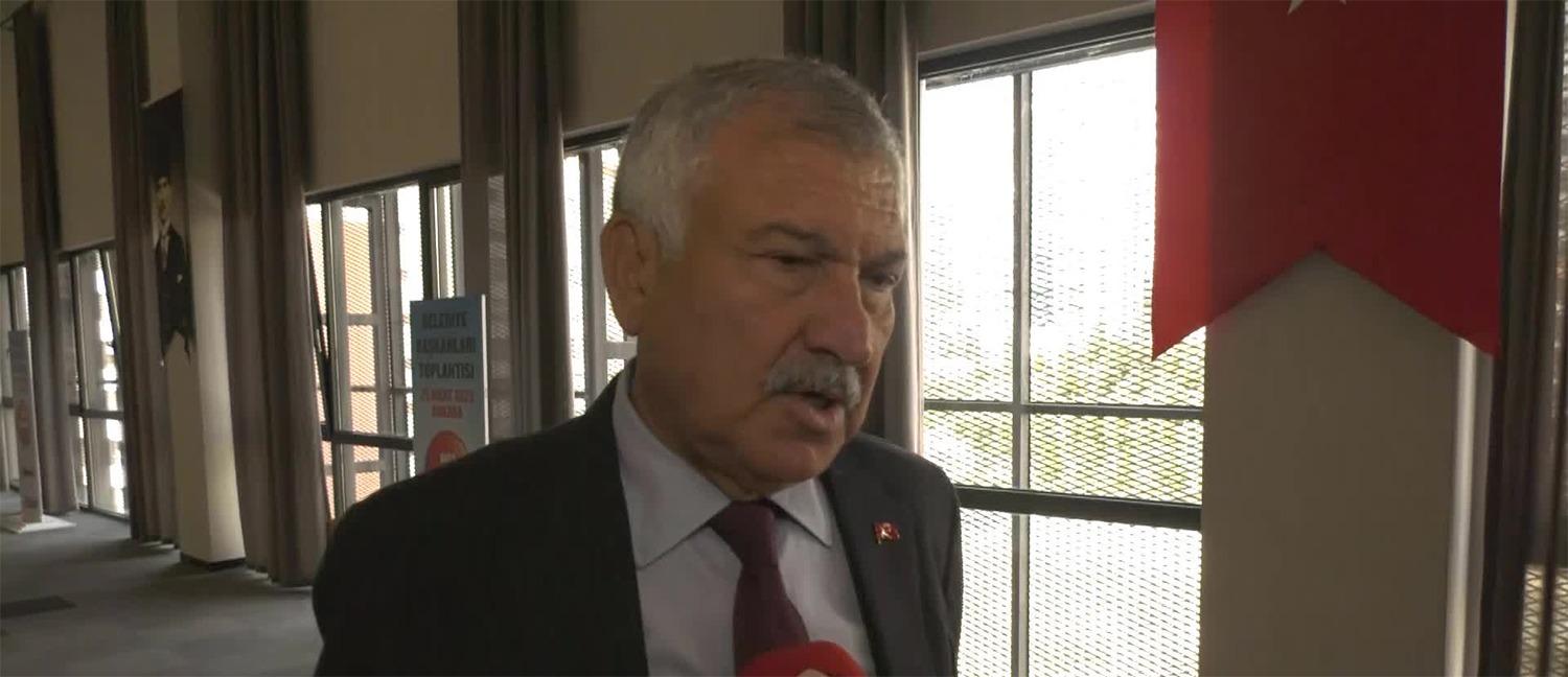 Türkiye'nin dört bir yanından gelen CHP'li büyükşehir, il ve ilçe