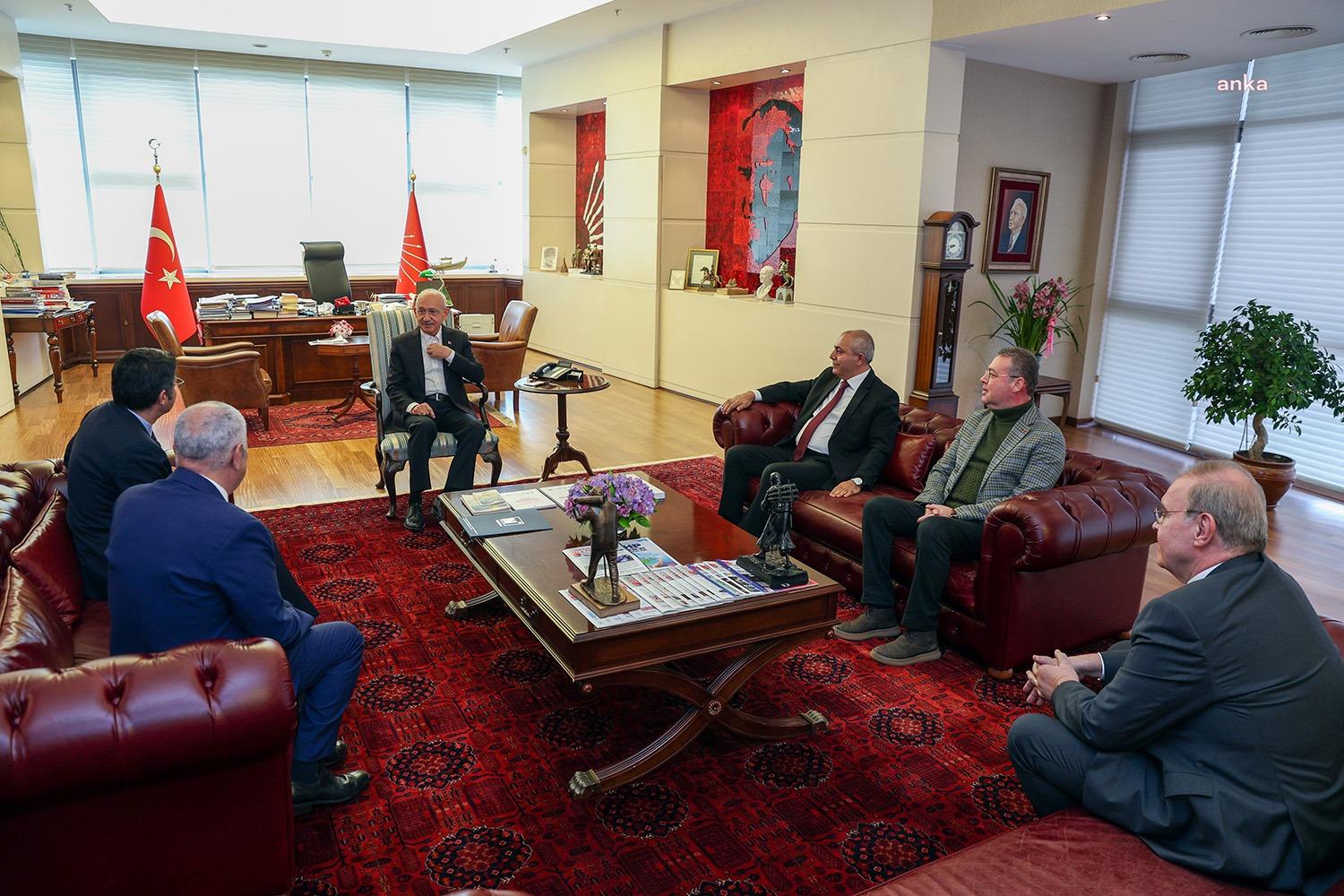 Cumhurbaşkanı Adayı Kılıçdaroğlu, TÜRMOB Genel Başkanı Kartaloğlu ve Heyeti İle Bir Araya Geldi CHP Genel Başkanı, Millet İttifakı Cumhurbaşkanı Adayı Kemal Kılıçdaroğlu, Türkiye