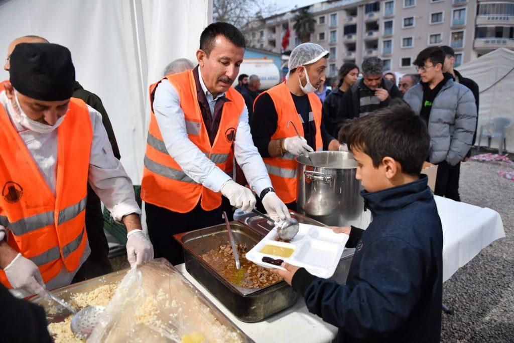 altindag-belediyesi-ramazan-ayinda-da-deprem-bolgesinde