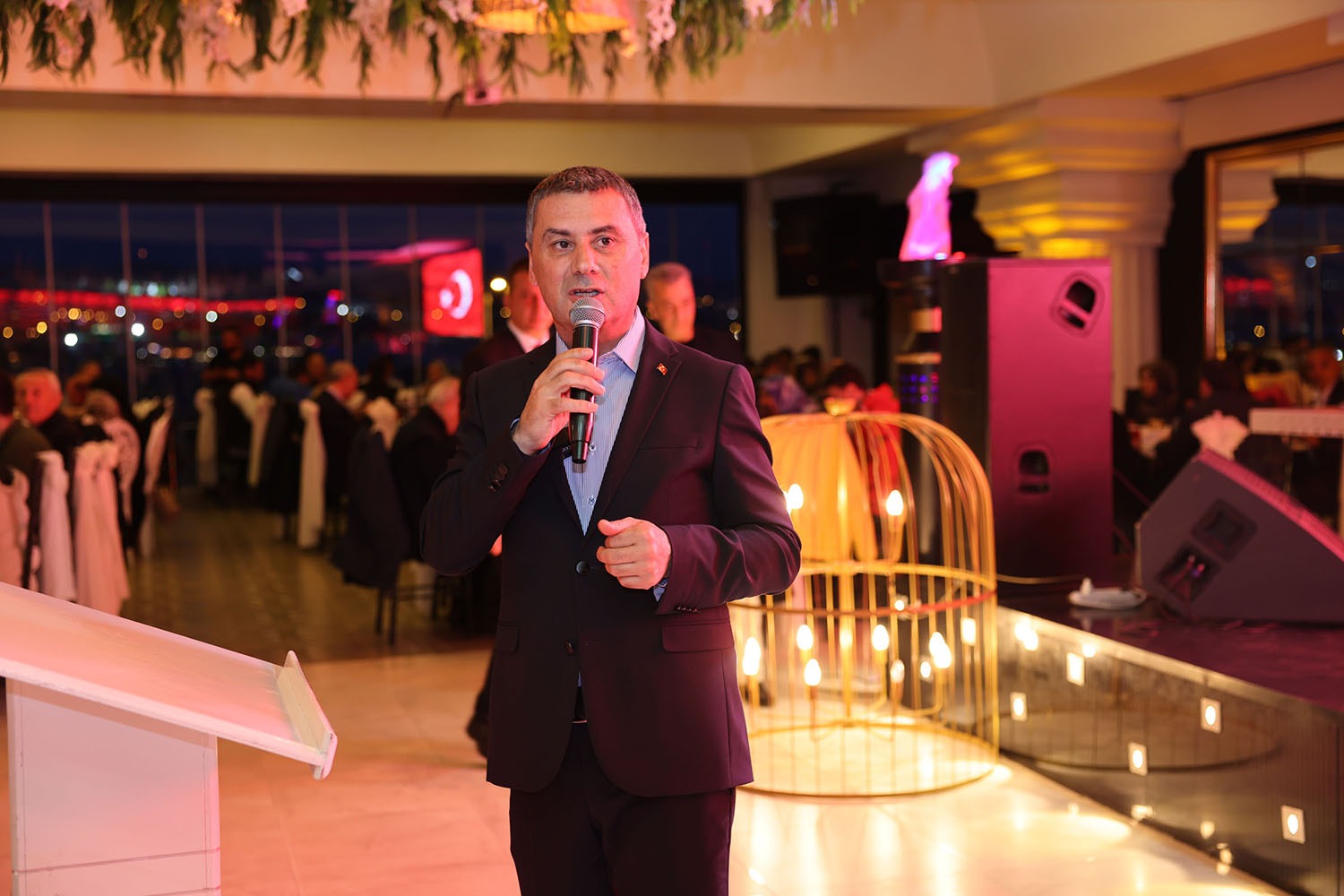 Gölbaşı Belediyesi’nin “Şehit yakınları ve Gaziler” onuruna düzenlediği iftar programına,