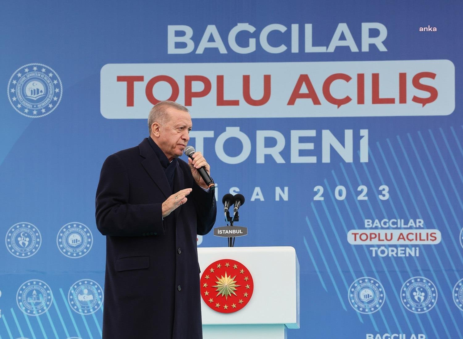 Cumhurbaşkanı Recep Tayyip Erdoğan, İYİ Parti Genel Başkanı Meral Akşener’i,