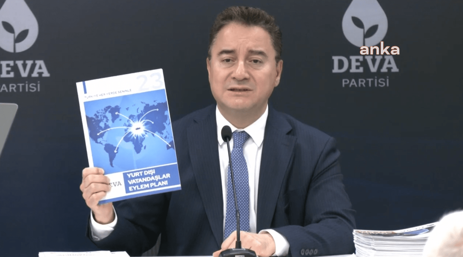 Demokrasi ve Atılım (DEVA) Partisi Genel Başkanı Ali Babacan, Yurt