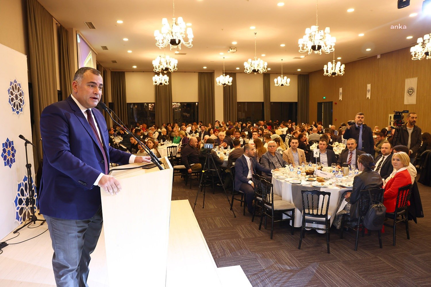 Çerkesler, Kadir Gecesi’nde Çankaya Belediyesi’nin İftar Sofrasında Buluştu Ramazan ayı boyunca her akşam farklı bir sivil toplum kuruluşunu