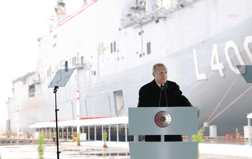 Cumhurbaşkanı Recep Tayyip Erdoğan, İstanbul’daki ‘TCG Anadolu Gemisi Teslim Töreni