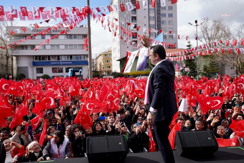 İstanbul Büyükşehir Belediye Başkanı Ekrem İmamoğlu, kendisine hediye edilen 9.