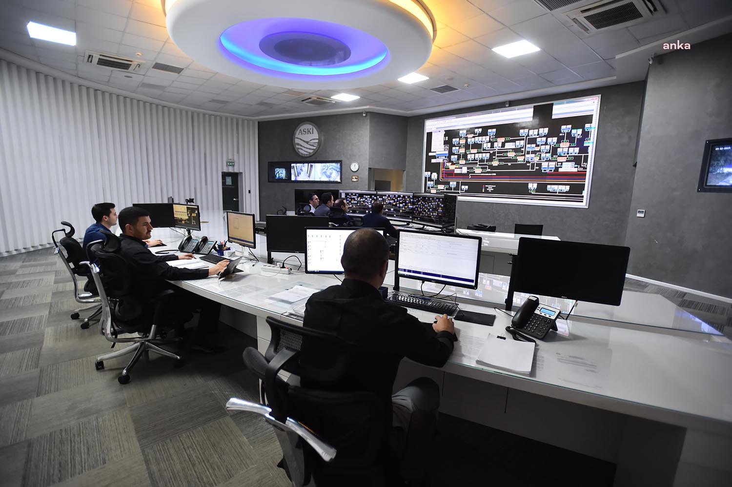 Ankara Büyükşehir Belediyesi, Bayram Hazırlıklarını Tamamladı Ankara Büyükşehir Belediyesi, Ramazan Bayramı hazırlıklarını tamamladı. Başkentin bulvar, cadde