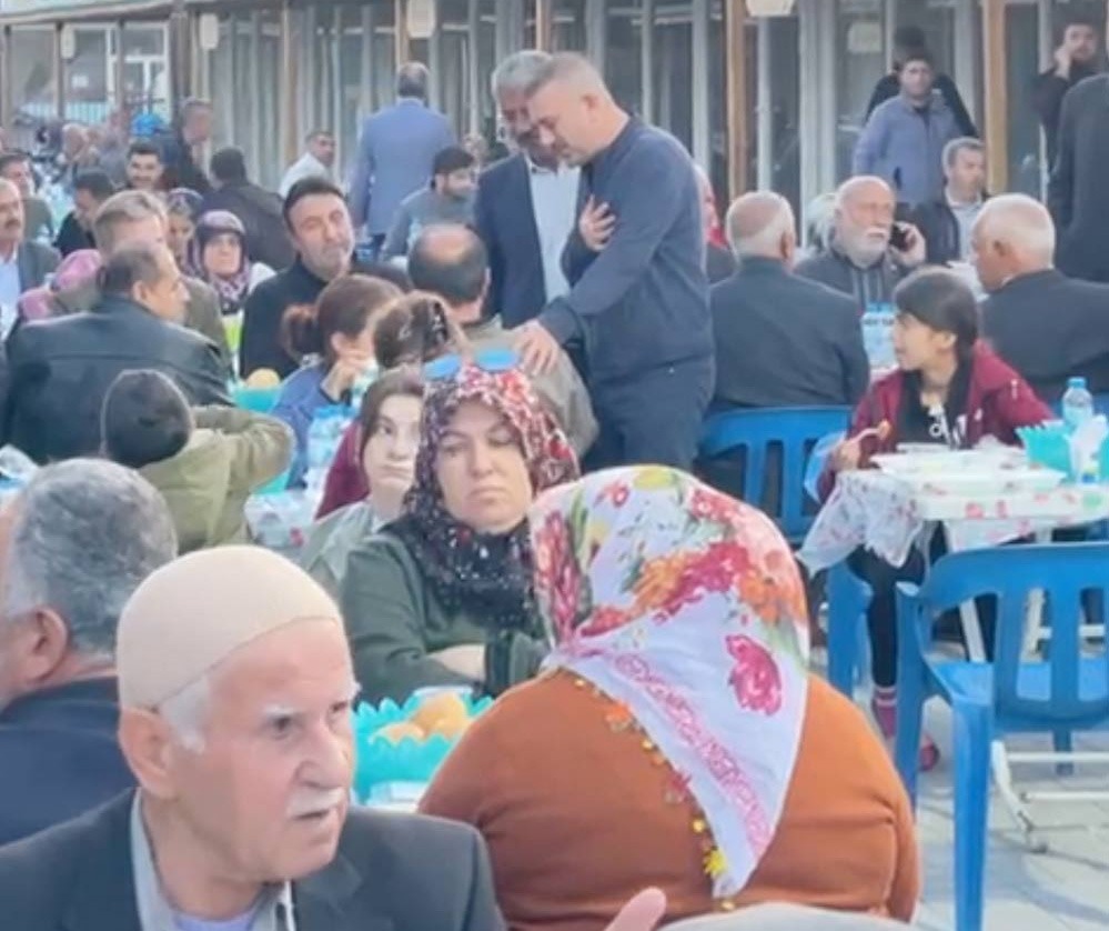 Depremin ilk gününden bu yana Adıyaman’da çalışmalarına ara vermeyen Sincan